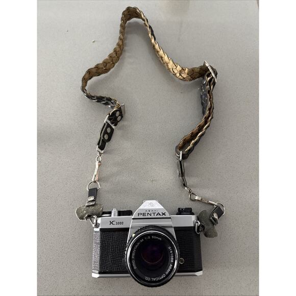 Asahi Pentax K1000 35mm Vintage SLR Film Camera W/ 55mm Lens, Other Lens & Case - Picture 1 of 14